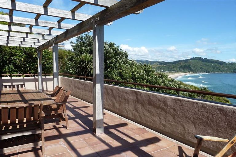 Photo of property in 14 Tairua Heights, Tairua, 3508