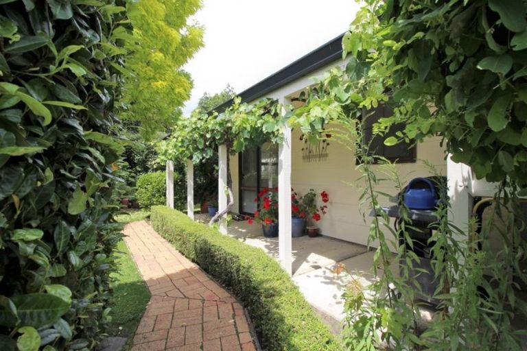 Photo of property in 6 Matau Street, Clyde, 9330