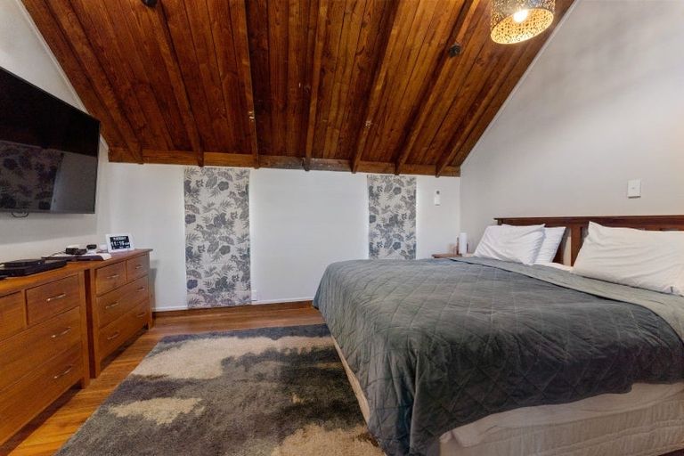 Photo of property in 12 Ngapotiki Street, Paraparaumu Beach, Paraparaumu, 5032