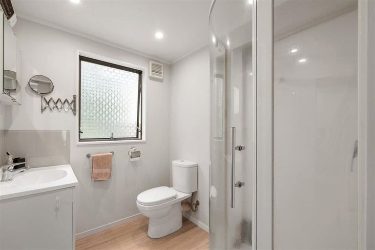 Photo of property in 5/66 Robinson Avenue, Holdens Bay, Rotorua, 3010