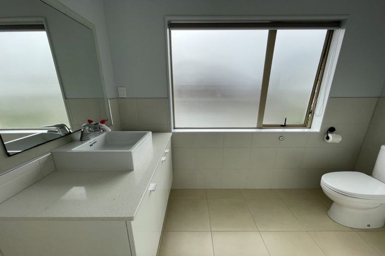 Photo of property in 6a Becroft Drive, Forrest Hill, Auckland, 0620