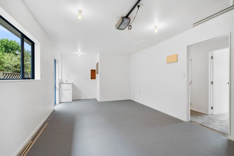 Photo of property in 15 Pine Park Road, Onerahi, Whangarei, 0110