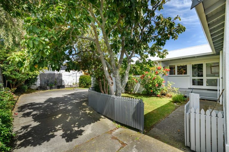Photo of property in 264 Park Road, Hokowhitu, Palmerston North, 4410