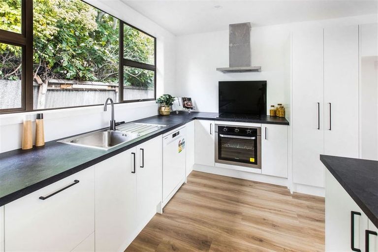 Photo of property in 80 Tilford Street, Woolston, Christchurch, 8062