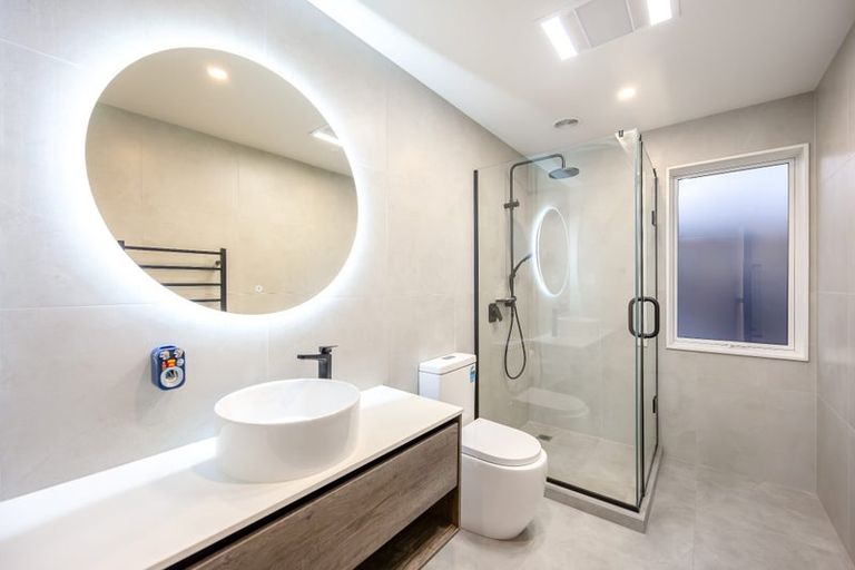 Photo of property in 14 Davey Crescent, Orewa, 0931