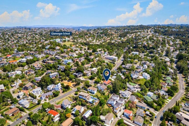 Photo of property in 117 Stredwick Drive, Torbay, Auckland, 0630