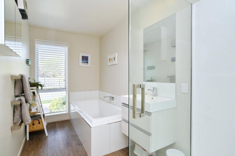 Photo of property in 6 Brantholme Place, Rangiora, 7400