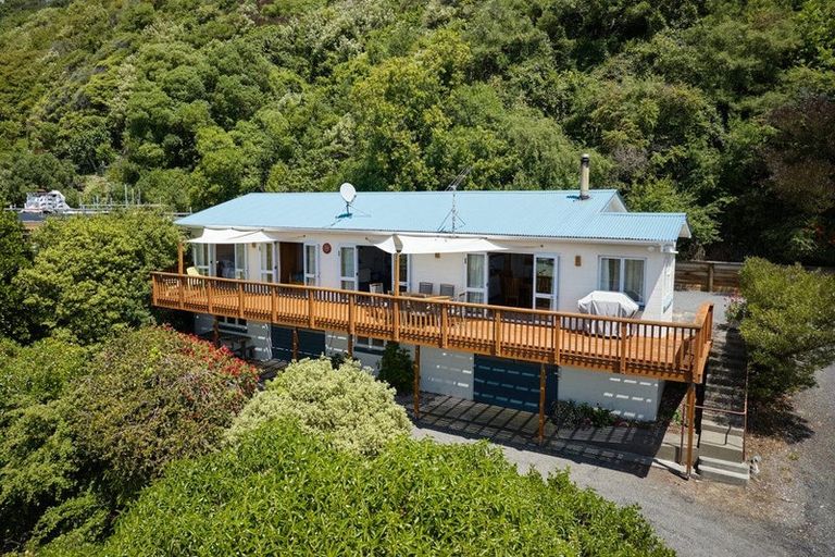 Photo of property in 132 Torquay Street, Kaikoura, 7300