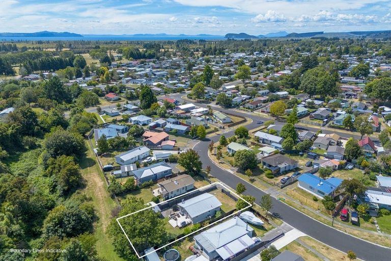 Photo of property in 20 Runuku Grove, Turangi, 3334
