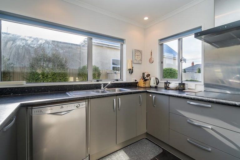 Photo of property in 16 Plunket Street, Saint Kilda, Dunedin, 9012