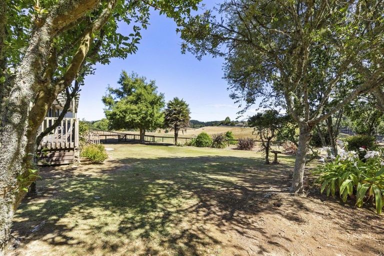 Photo of property in 218 Gelling Road, Hunua, Papakura, 2583