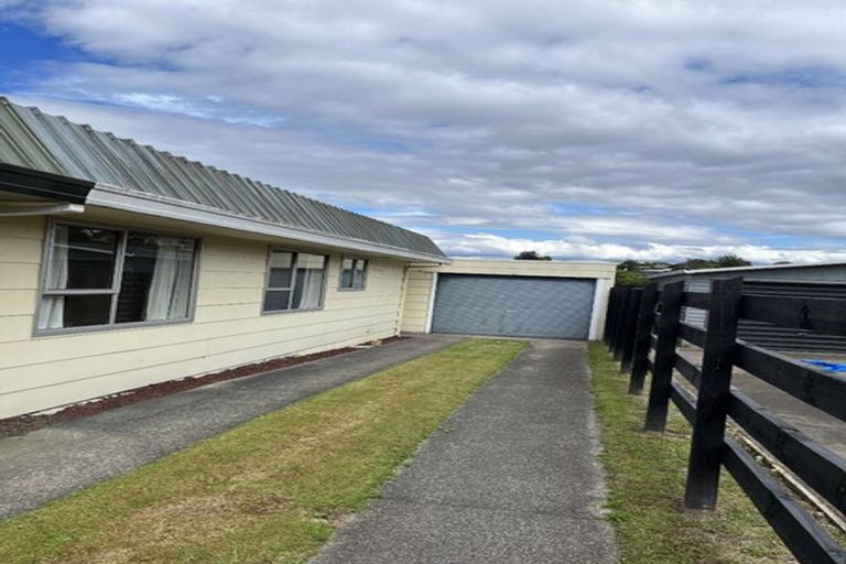 Photo of property in 1/5 Shera Street, Acacia Bay, Taupo, 3330