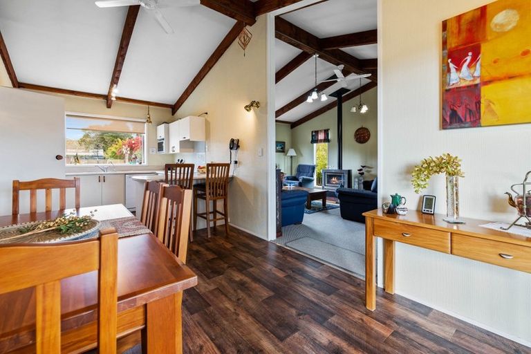 Photo of property in 3 Waitawa Place, Lynmore, Rotorua, 3010