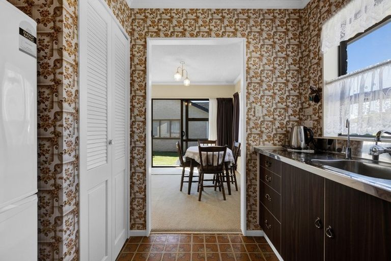 Photo of property in 98c Govett Avenue, Frankleigh Park, New Plymouth, 4310