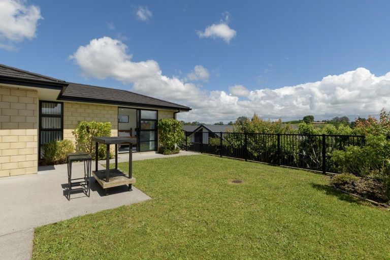 Photo of property in 12 Materawaho Way, Pyes Pa, Tauranga, 3112