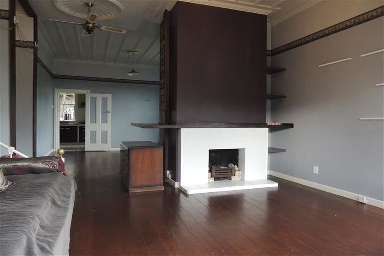 Photo of property in 40 Faraday Street, Hospital Hill, Napier, 4110