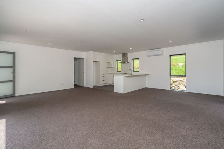 Photo of property in 8 Kuaka Crescent, Mangawhai, 0505