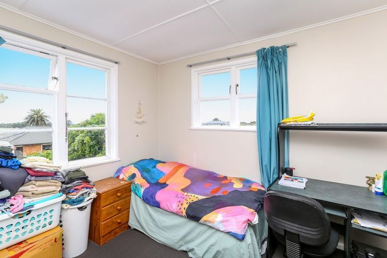 Photo of property in 14 Maranui Street, Welbourn, New Plymouth, 4310
