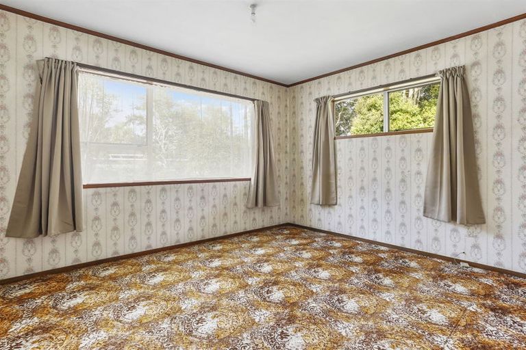 Photo of property in 1/20 Flavia Close, Torbay, Auckland, 0630