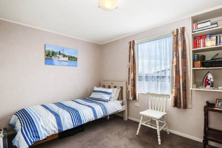 Photo of property in 6 Wairoa Place, Tokoroa, 3420