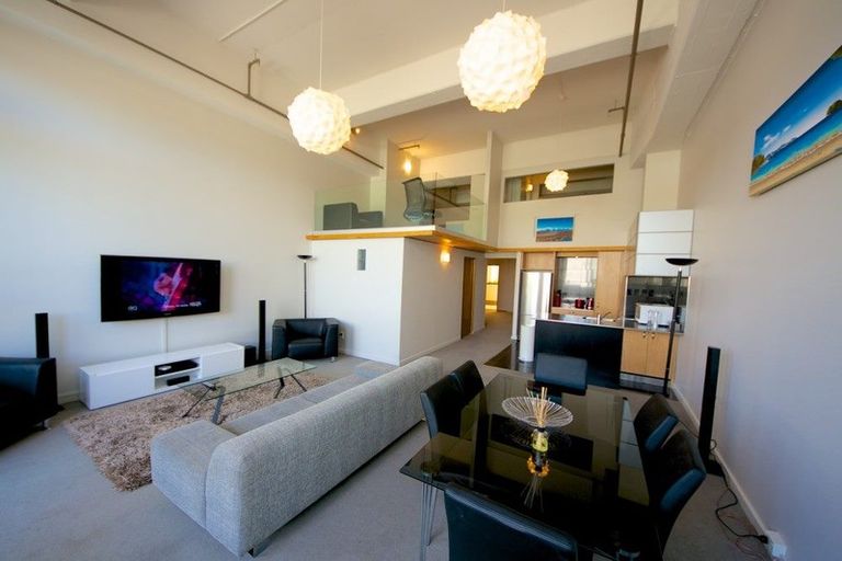Photo of property in Stadium Garden Flats, 117/107 Thorndon Quay, Pipitea, Wellington, 6011