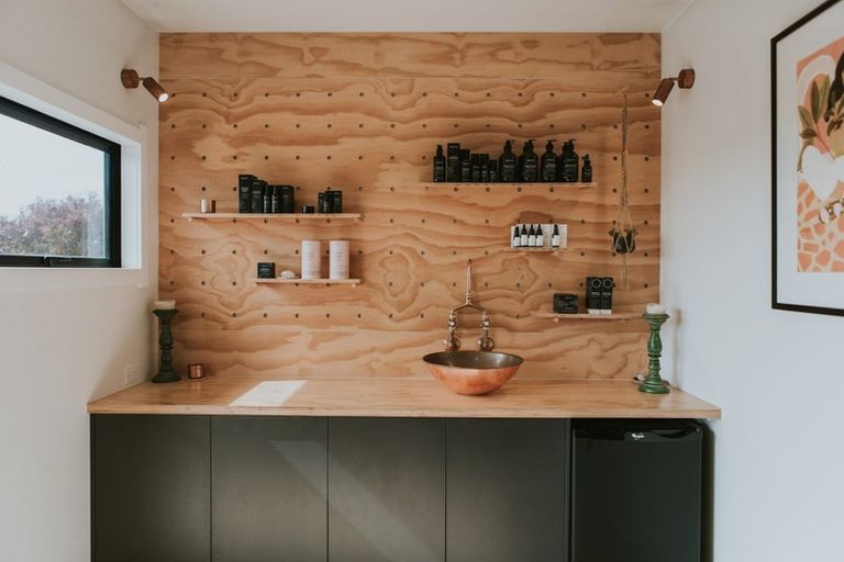 Photo of property in 1001 State Highway 2, Eskdale, Napier, 4182