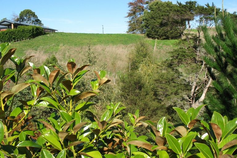 Photo of property in 169 Kimihia Road, Huntly, 3771