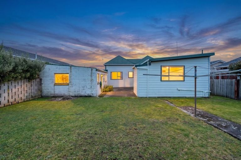 Photo of property in 24 Freyberg Street, Saint Kilda, Dunedin, 9012