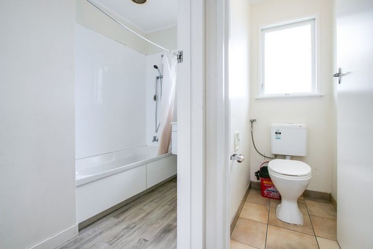 Photo of property in 1 Ripon Place, Tamatea, Napier, 4112