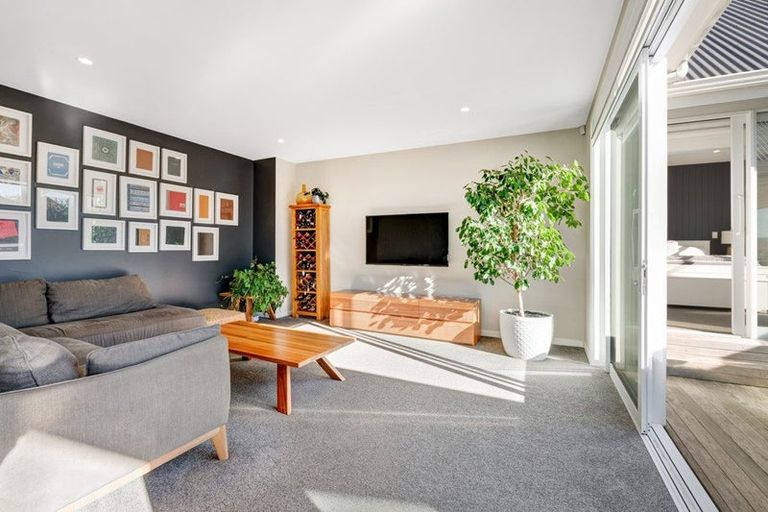 Photo of property in 40 Colonial Drive, Silverdale, 0932