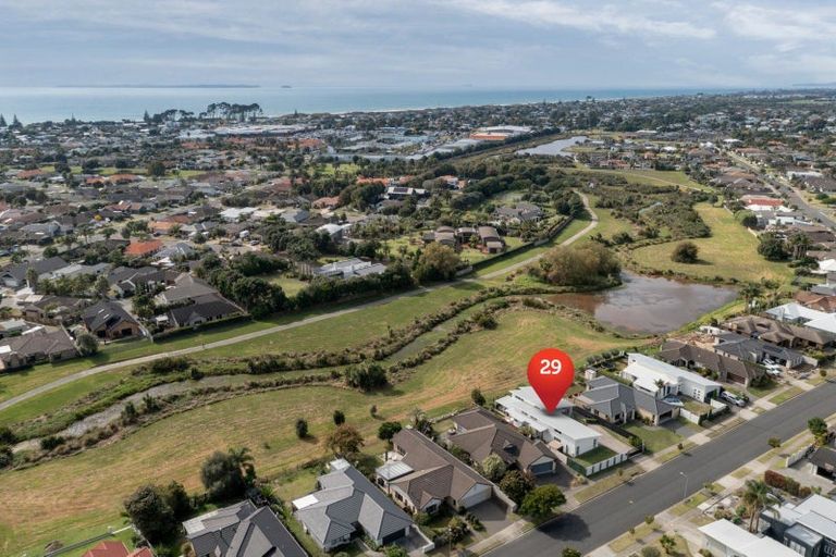 Photo of property in 29 Oriental Parade, Papamoa Beach, Papamoa, 3118