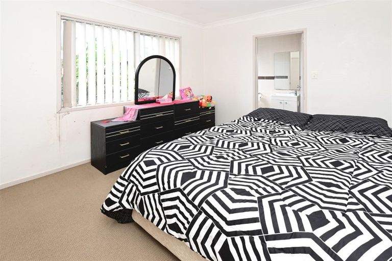 Photo of property in 47 Aarts Avenue, Manurewa, Auckland, 2102