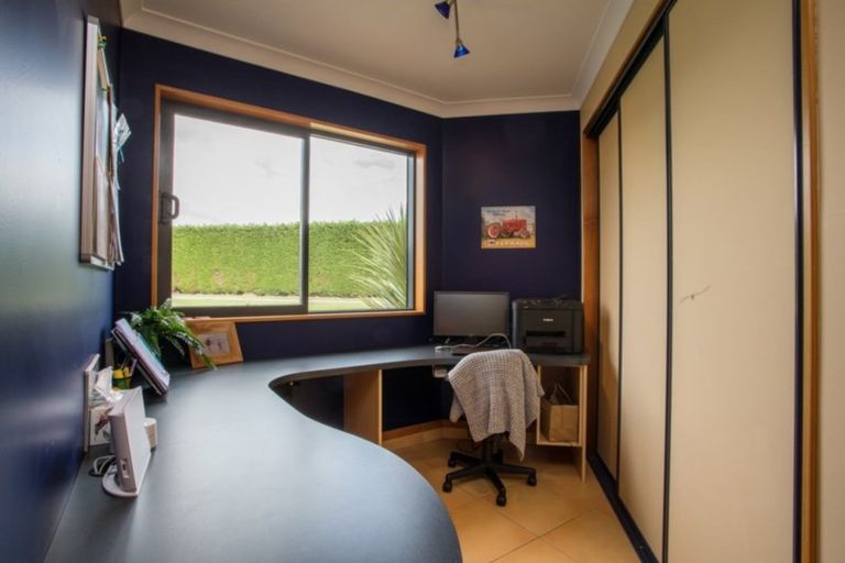 Photo of property in 59 Rose Road, Rakahouka, Invercargill, 9876