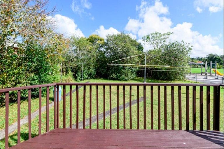 Photo of property in 3/16 Northall Road, New Lynn, Auckland, 0600