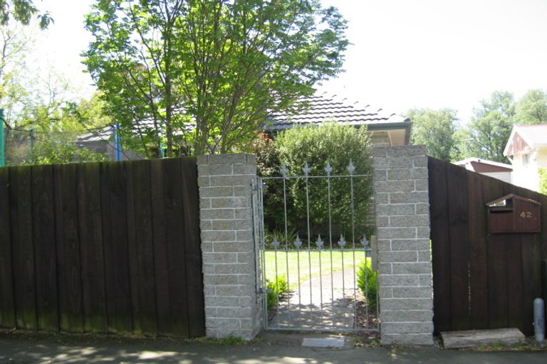 Photo of property in 42 Claridges Road, Casebrook, Christchurch, 8051