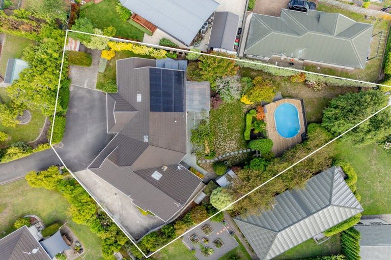 Photo of property in 12 Lennon Grove, Havelock North, 4130