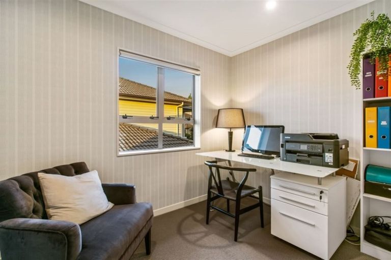 Photo of property in 9 Kauriki Terrace, Stonefields, Auckland, 1072