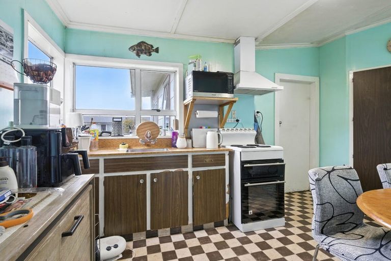 Photo of property in 179 Oxford Street, South Dunedin, Dunedin, 9012