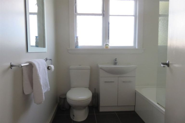 Photo of property in 80 Cox Street, Geraldine, 7930