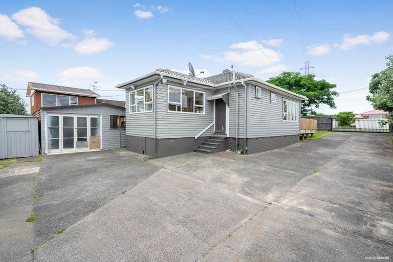 Photo of property in 8 Wedgwood Avenue, Mangere East, Auckland, 2024