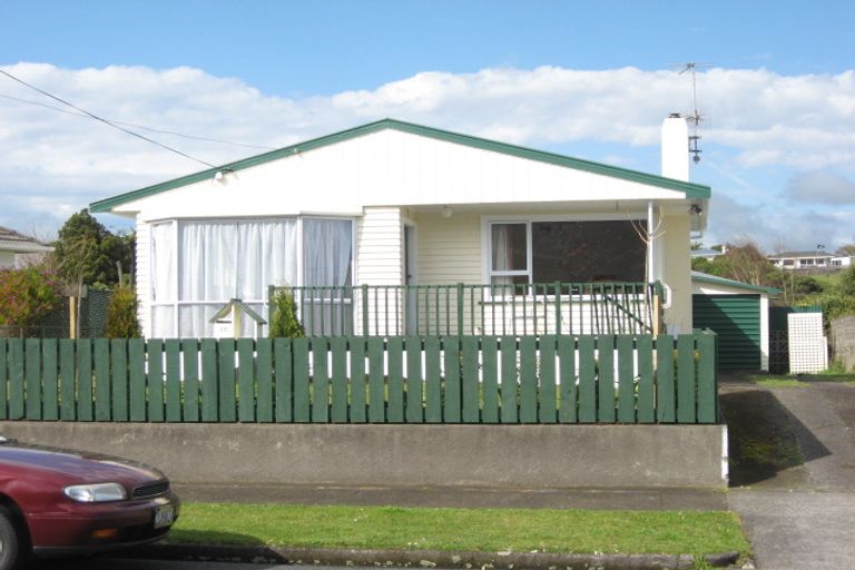 Photo of property in 22 Trafalgar Street, Westown, New Plymouth, 4310