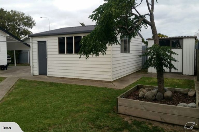 Photo of property in 54 Kaimanawa Street, Kelvin Grove, Palmerston North, 4414
