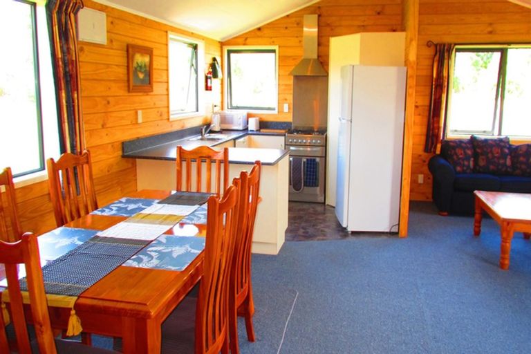 Photo of property in 2 Muriwai Drive, Manapouri, 9679