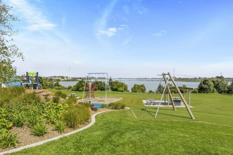 Photo of property in 6a Gills Avenue, Papakura, 2110