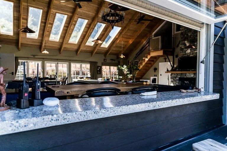 Photo of property in 5 Fishermans Lane, Mount Creighton, Queenstown, 9371