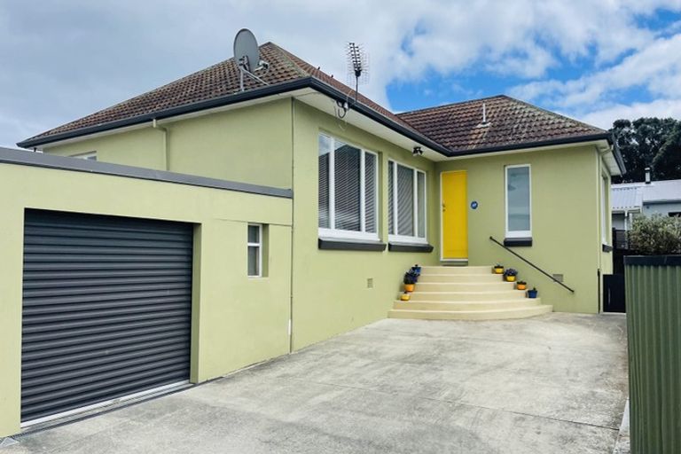 Photo of property in 66 Main Road, Titahi Bay, Porirua, 5022