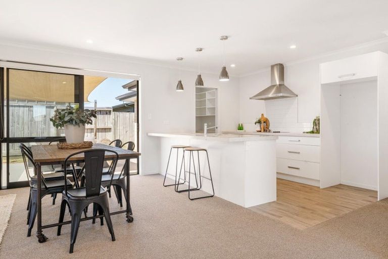 Photo of property in 15 Piata Street, Papamoa Beach, Papamoa, 3118