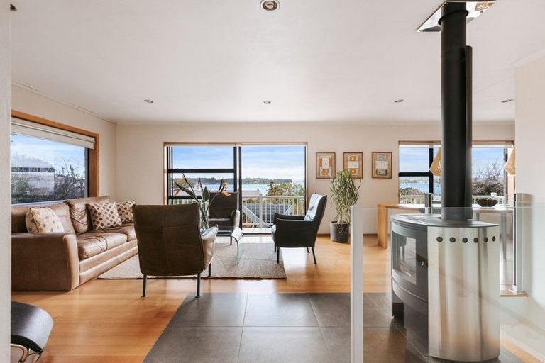 Photo of property in 96 Omokoroa Road, Omokoroa, 3114