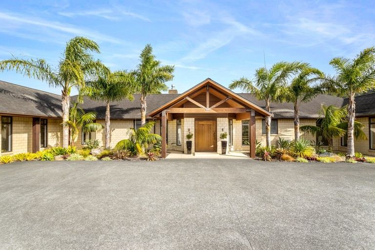 Photo of property in 20 Matatea Road, Waimauku, 0881