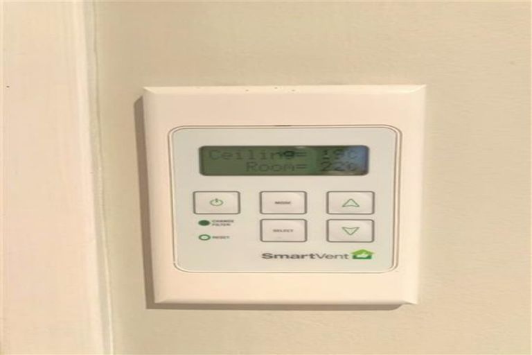 Photo of property in 3 Bernina Place, Weymouth, Auckland, 2103